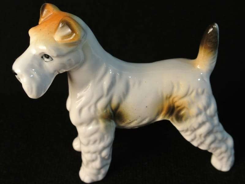 Vintage Fox Terrier Figurine FIG13020
