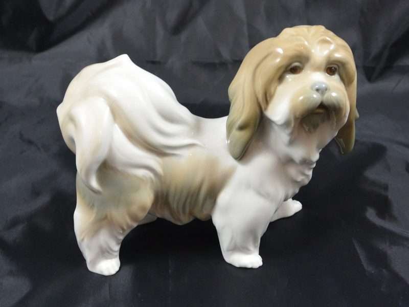 Vintage Shih-Tzu Figurine