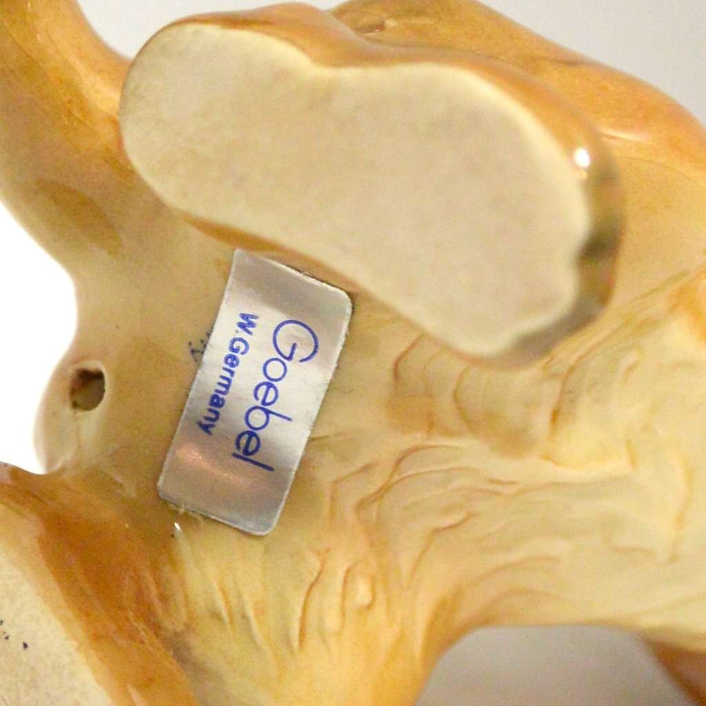 Goebel Begging Golden Retriever Puppy Figurine CRM-2562 #4 - A Dogs Tale Collectibles