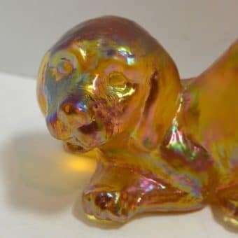 Fenton Gold Carnival Glass Puppy Figurine close