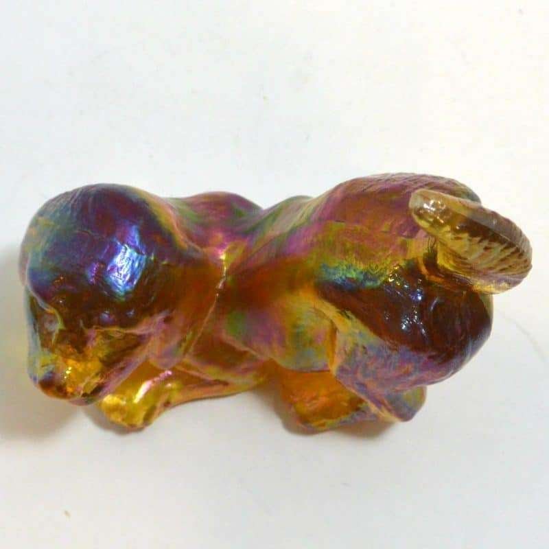 Fenton Gold Carnival Glass Puppy Figurine top