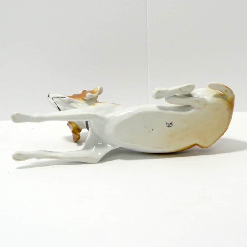 Porcelain Short-Haired Pointer Dog Figurine bottom