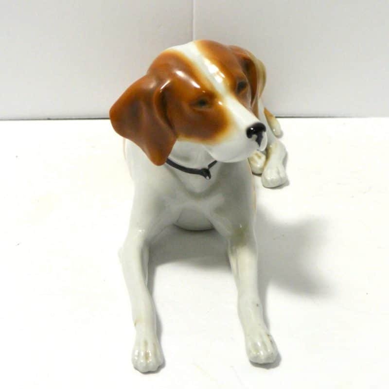 Porcelain Short-Haired Pointer Dog Figurine close