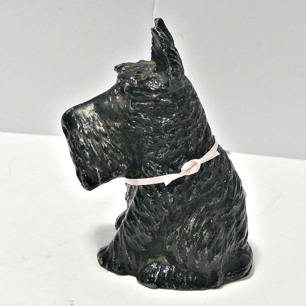 Die Cast Metal Scottish Terrier Bank with Key c. 1930's - Image 9