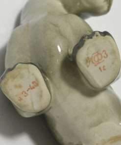 Vintage Lomonosov Scottish Terrier Figurine marks