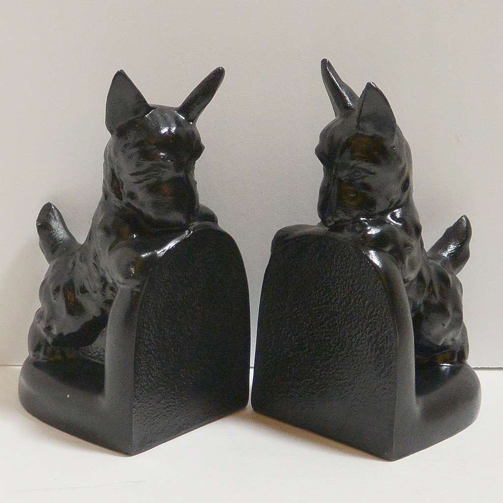 Nuart Scottish Terrier Bookends