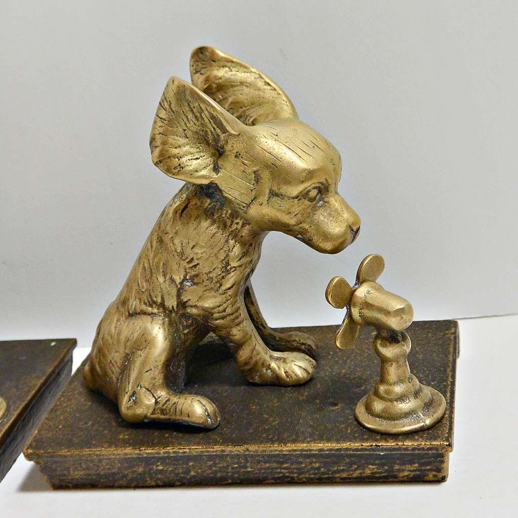 Vintage Brass Dogs with Fans Bookends #5 - A Dogs Tale Collectibles