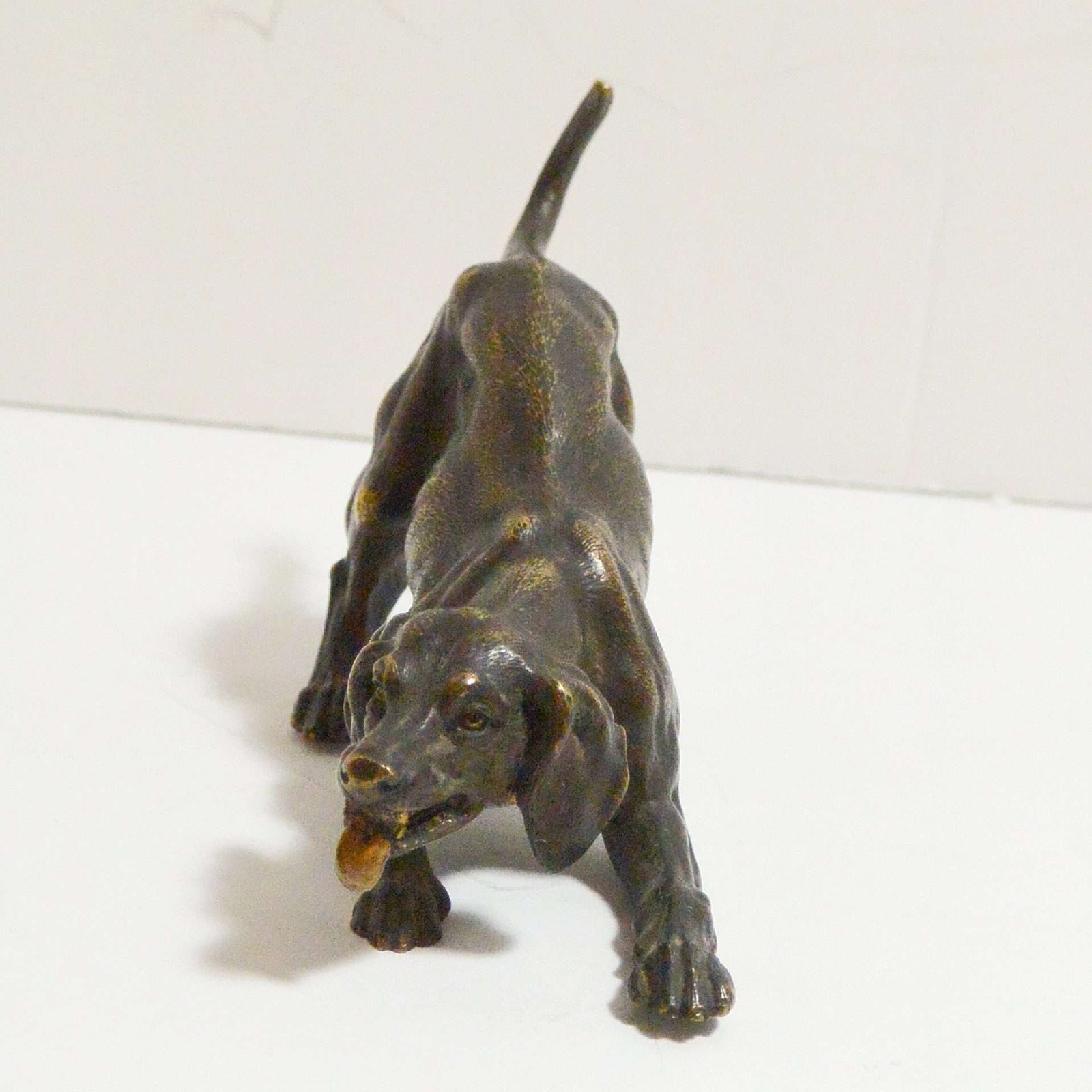 Miniature Bronze Pointer Dog Figurine BRZ-2230