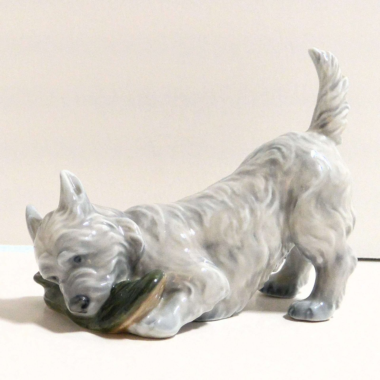 West Highland Terrier Dog Porcelain Figurine Royal Copenhagen CRM-2727B