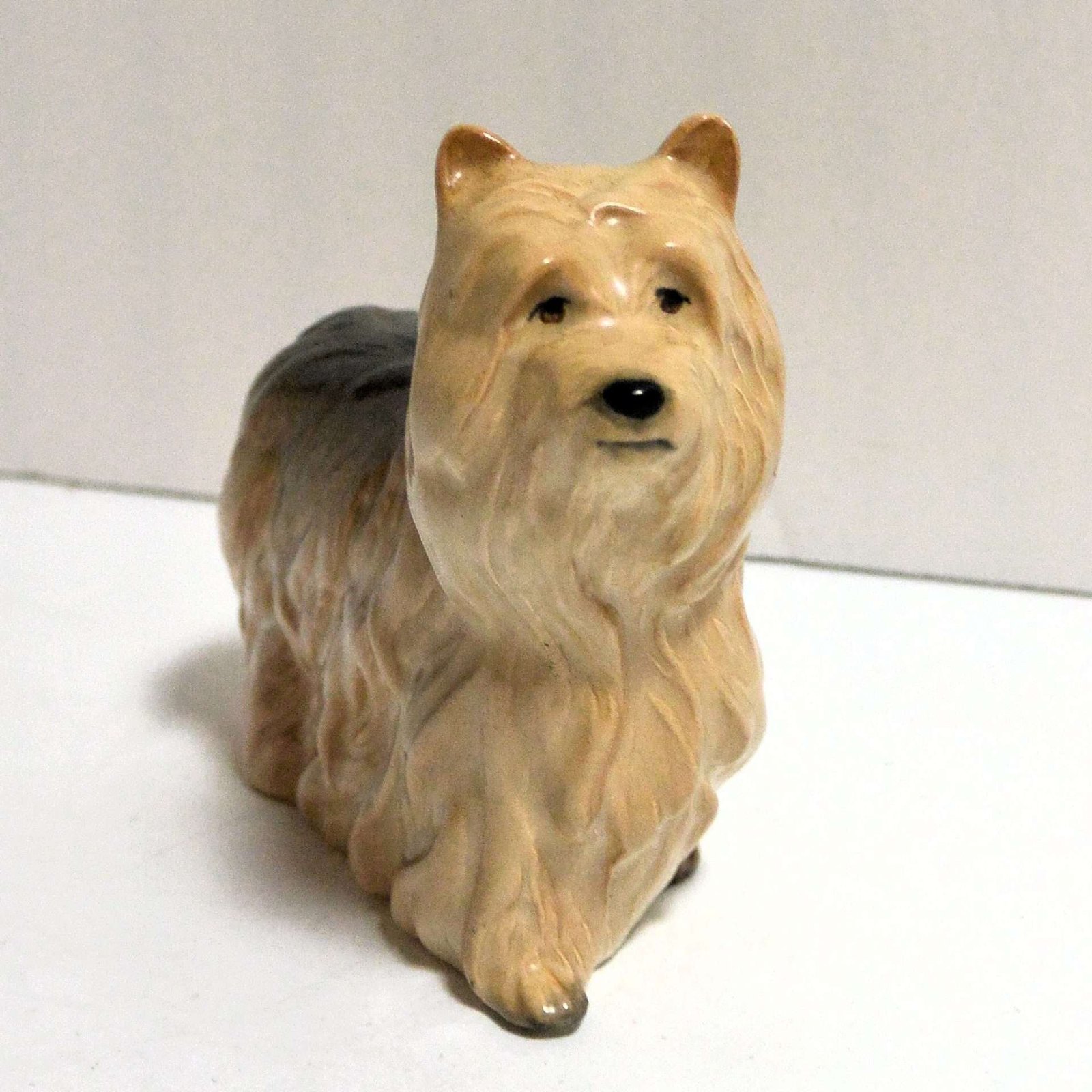 Vintage Porcelain Yorkshire Terrier Dog Figurine Beswick, England CRM-2726