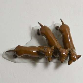 Rosenthal Three Dachshund Dogs Porcelain Figurine top