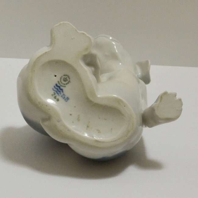 Royal Copenhagen Porcelain Pointer Puppies Bottom