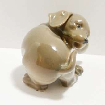 Royal Copenhagen Porcelain Dachshund Figurine Puppy Chasing Tail back