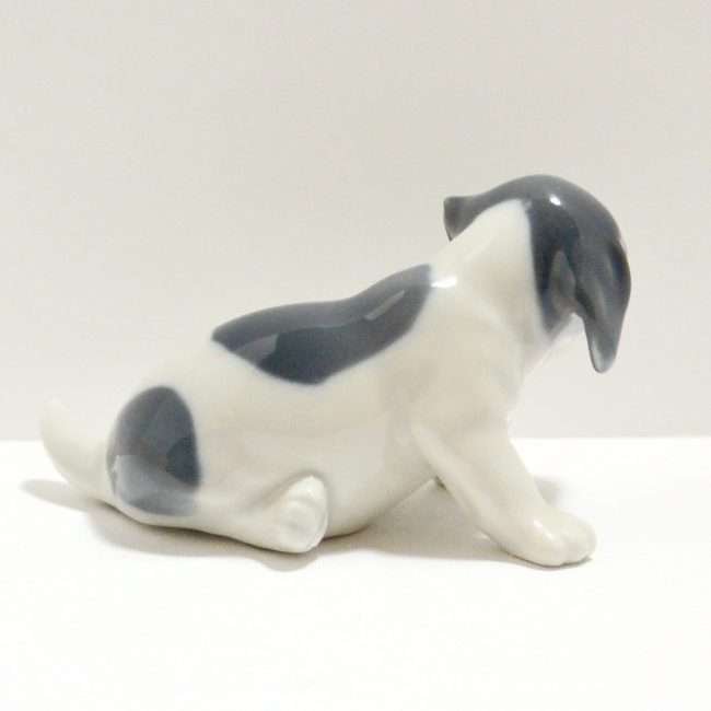 Royal Copenhagen Porcelain Pointer Puppy Dog side 2