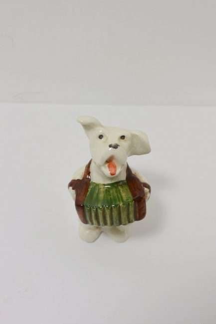 Beswick Singing Dog Collectible front