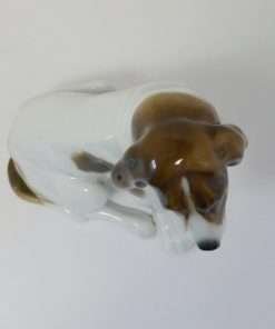 Vintage Karl Ens Hound Dog Figurine top
