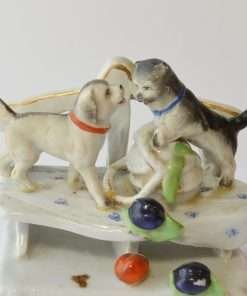 Porcelain Labrador Retriever Dog Fairing Front