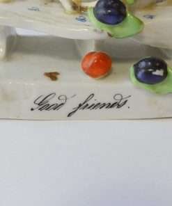 Porcelain Labrador Retriever Dog Fairing close