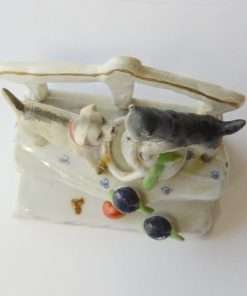 Porcelain Labrador Retriever Dog Fairing top