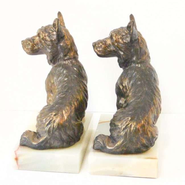 Vintage Bronze Scottish Terrier Bookends back