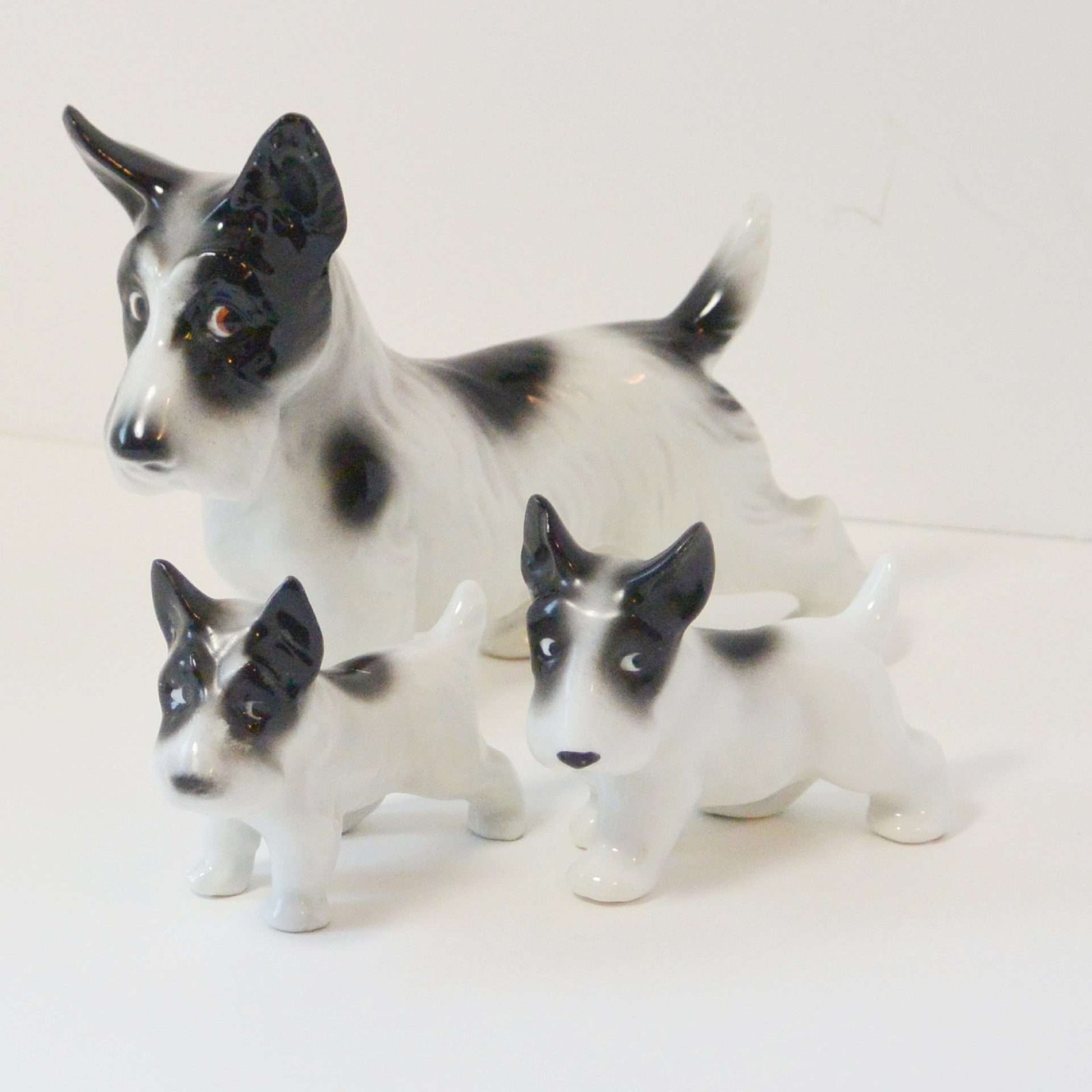 Vintage Family of Three Terrier Dogs ERPHILA Germany CRM-2902