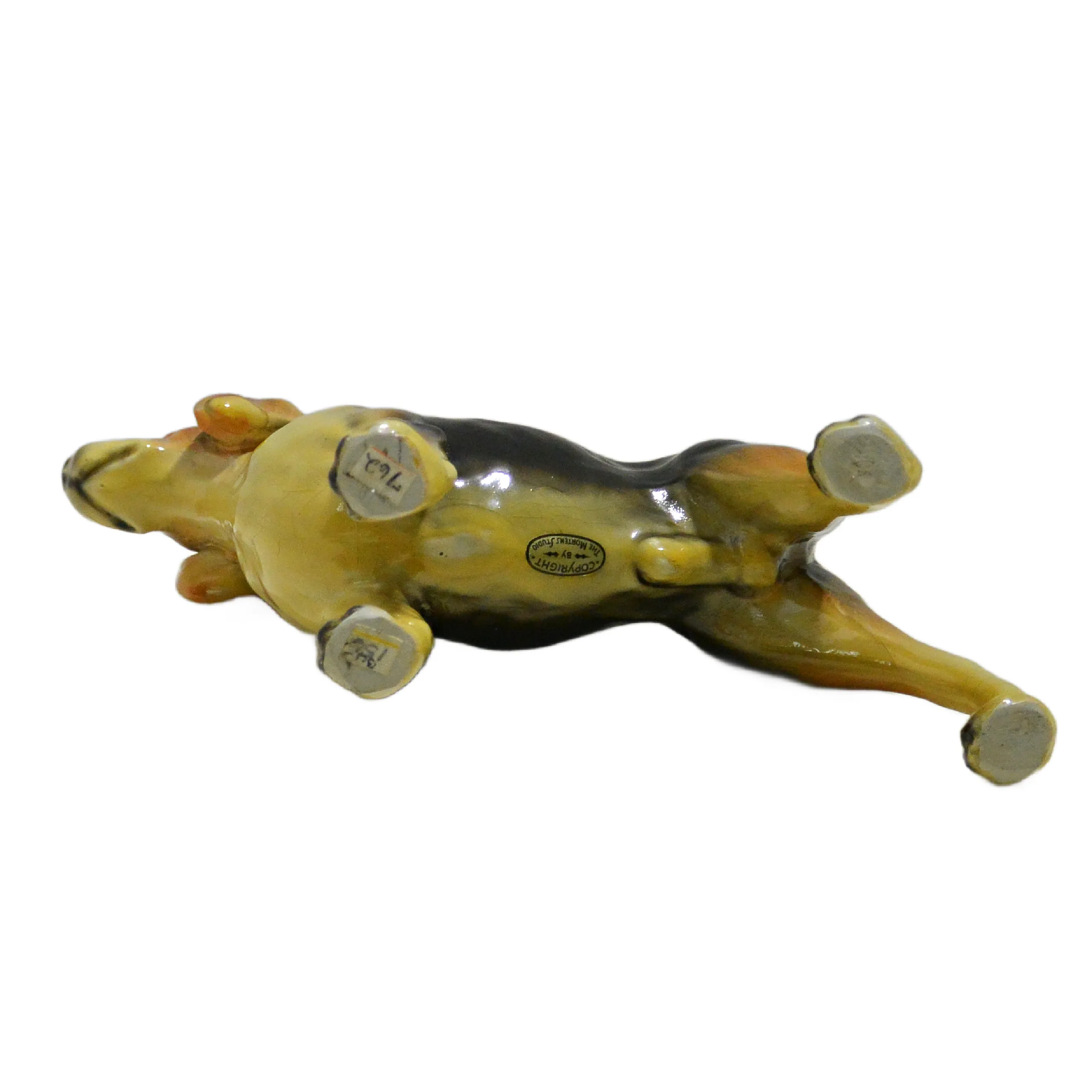 Mortens Studio Beagle Dog Figurine - Image 9