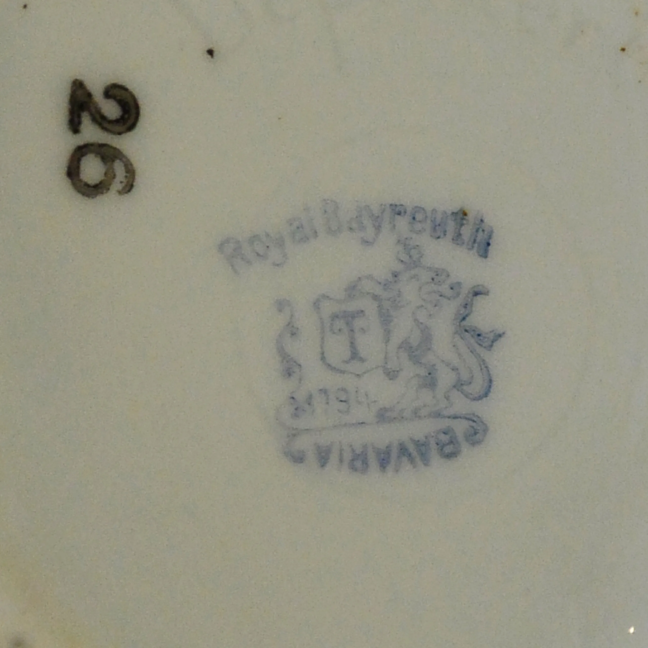 Royal Bayreuth Dachshund Figural Creamer - Image 10