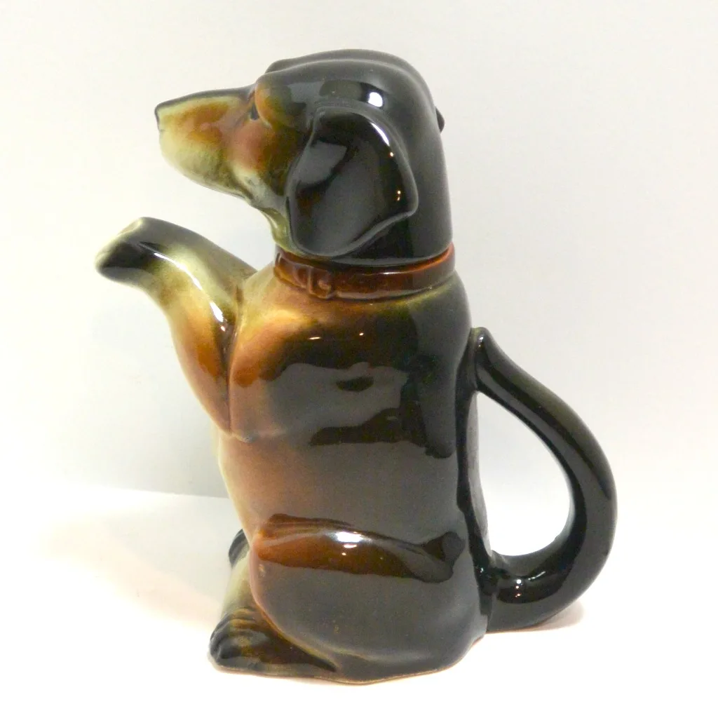Vintage Dachshund Dog Teapot - Image 7