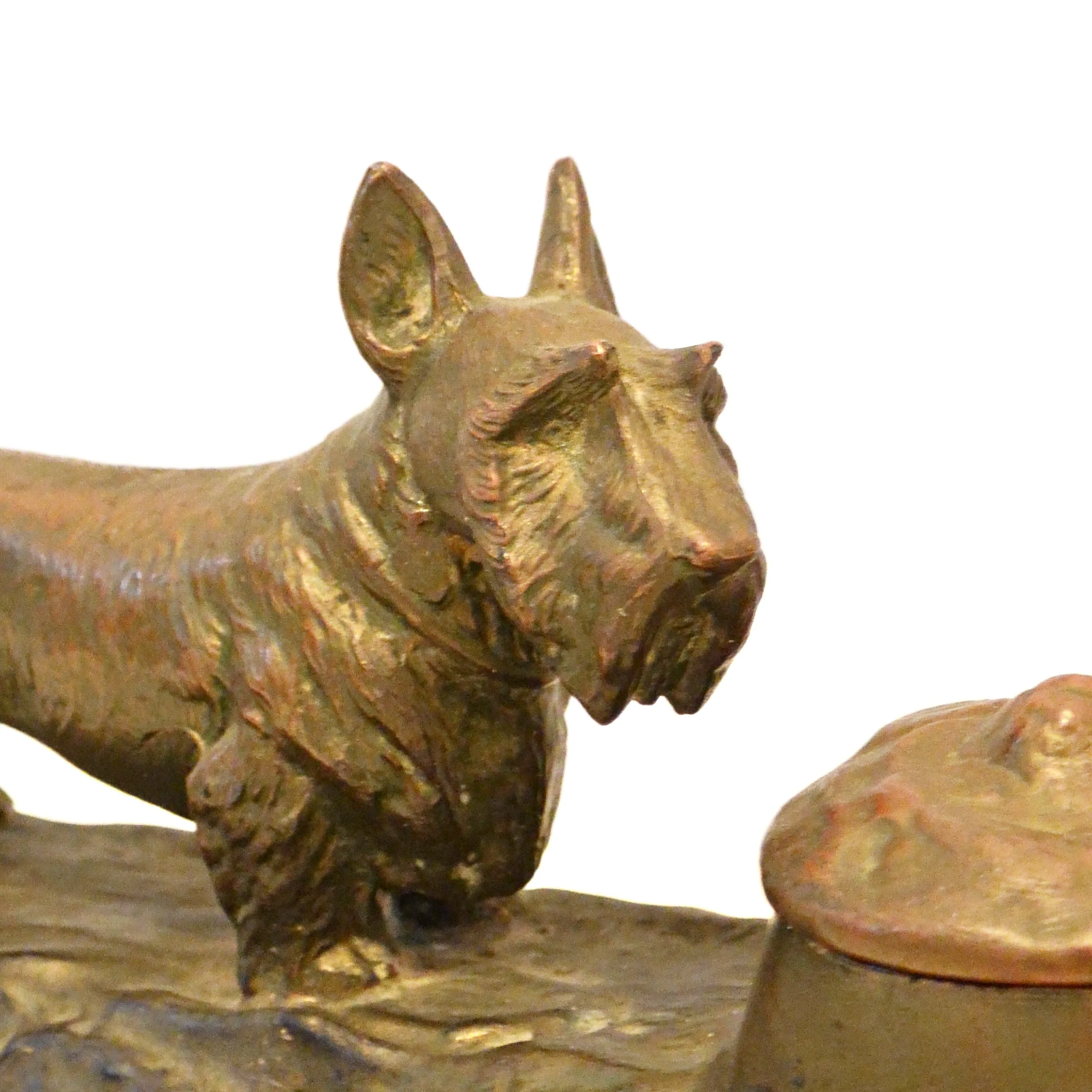 Antique Jennings Brothers Scottish Terrier Cast Bronze Inkwell & Pen Tray &ndash; Circa 1920 - Image 8