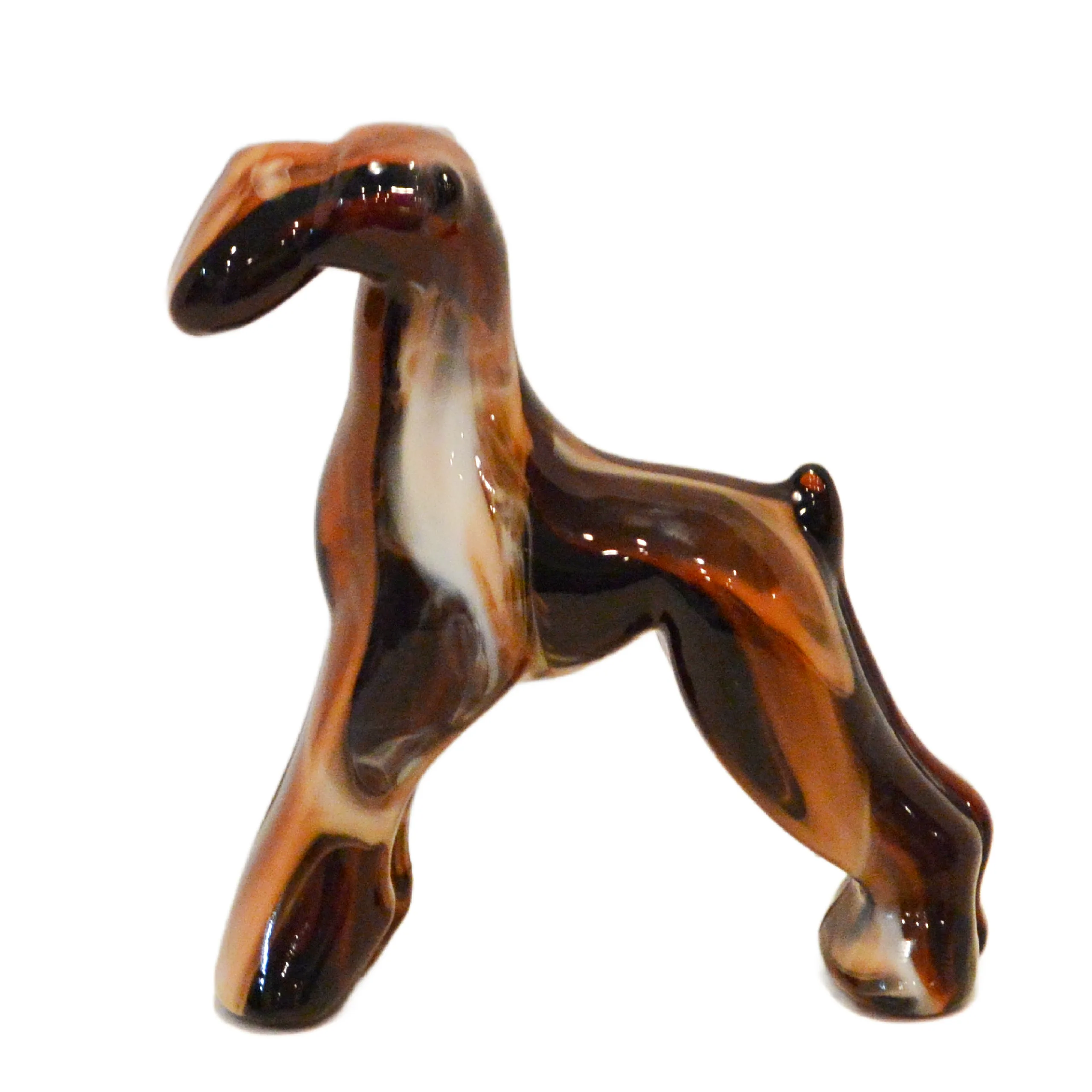 Vintage Imperial Caramel Slag Glass Airedale Terrier Figurine with Original Foil Label &ndash; Circa 1960s&ndash;1970s - Image 5