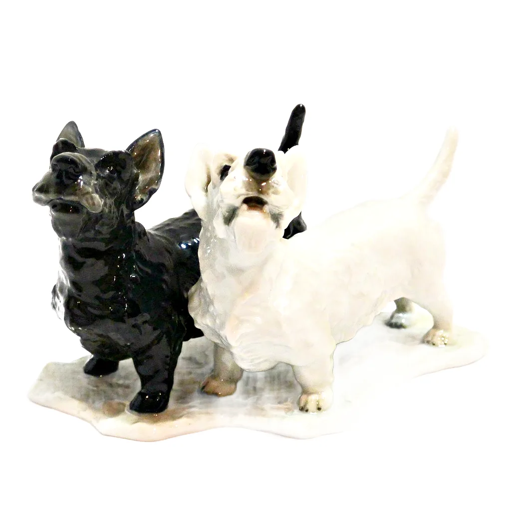 Vintage Rosenthal Germany Porcelain Black & White Scottish Terrier Pair Figurine &ndash; Circa 1940s&ndash;1950s - Image 7