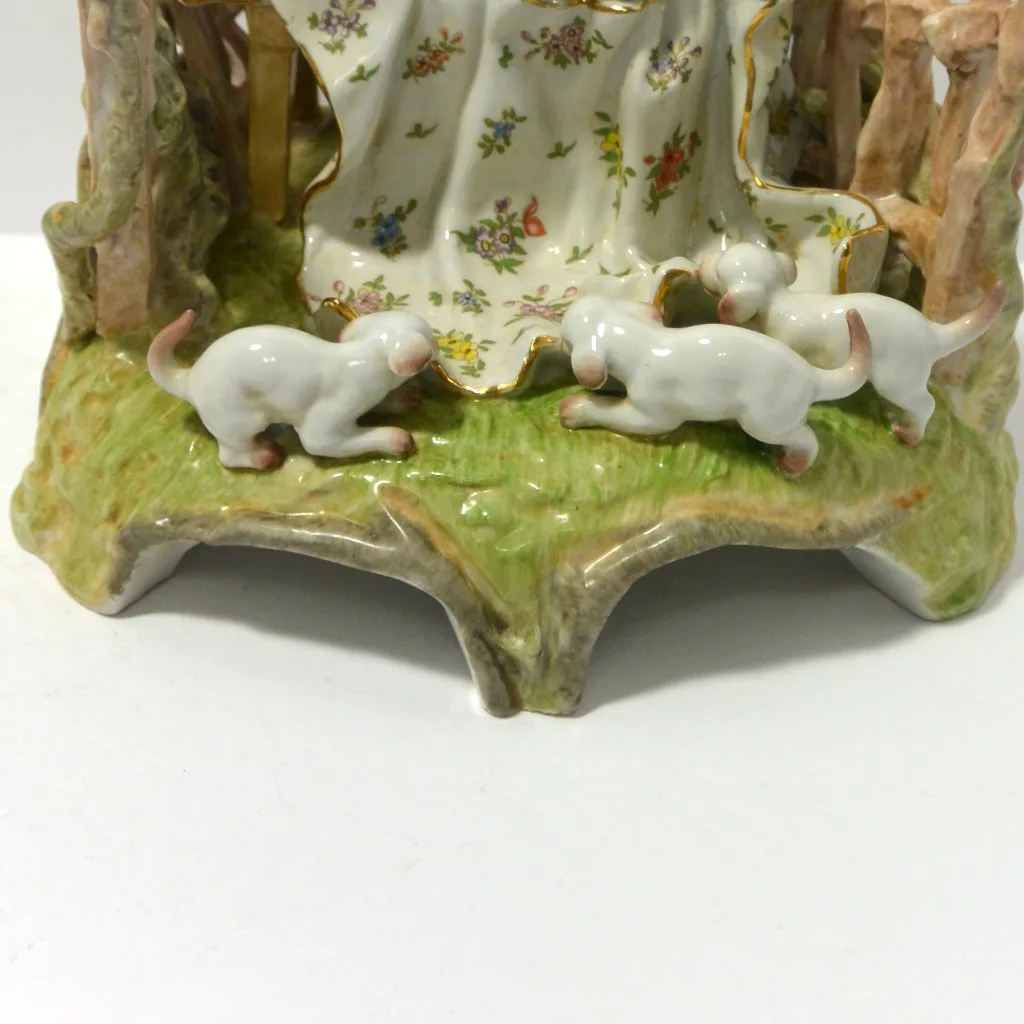 Rare Antique Conta & Boehme Porcelain Dog & Puppies Figural Inkwell &ndash; Circa Early 1900s - Image 4