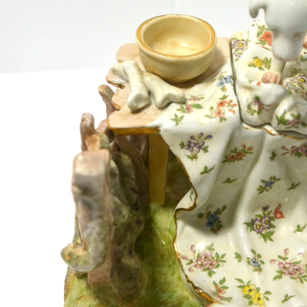 Rare Antique Conta & Boehme Porcelain Dog & Puppies Figural Inkwell &ndash; Circa Early 1900s - Image 8